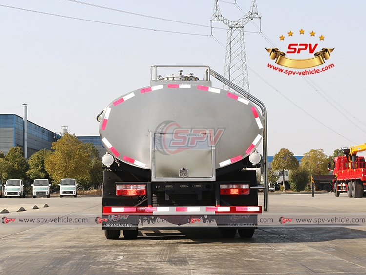 5,000 Litres Milk Tanker DongFeng - Rear Side View